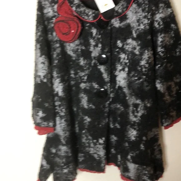 La Rose Rouge Black and silver top w/wire rose & collar.-Haute Couture L… - Picture 6 of 14